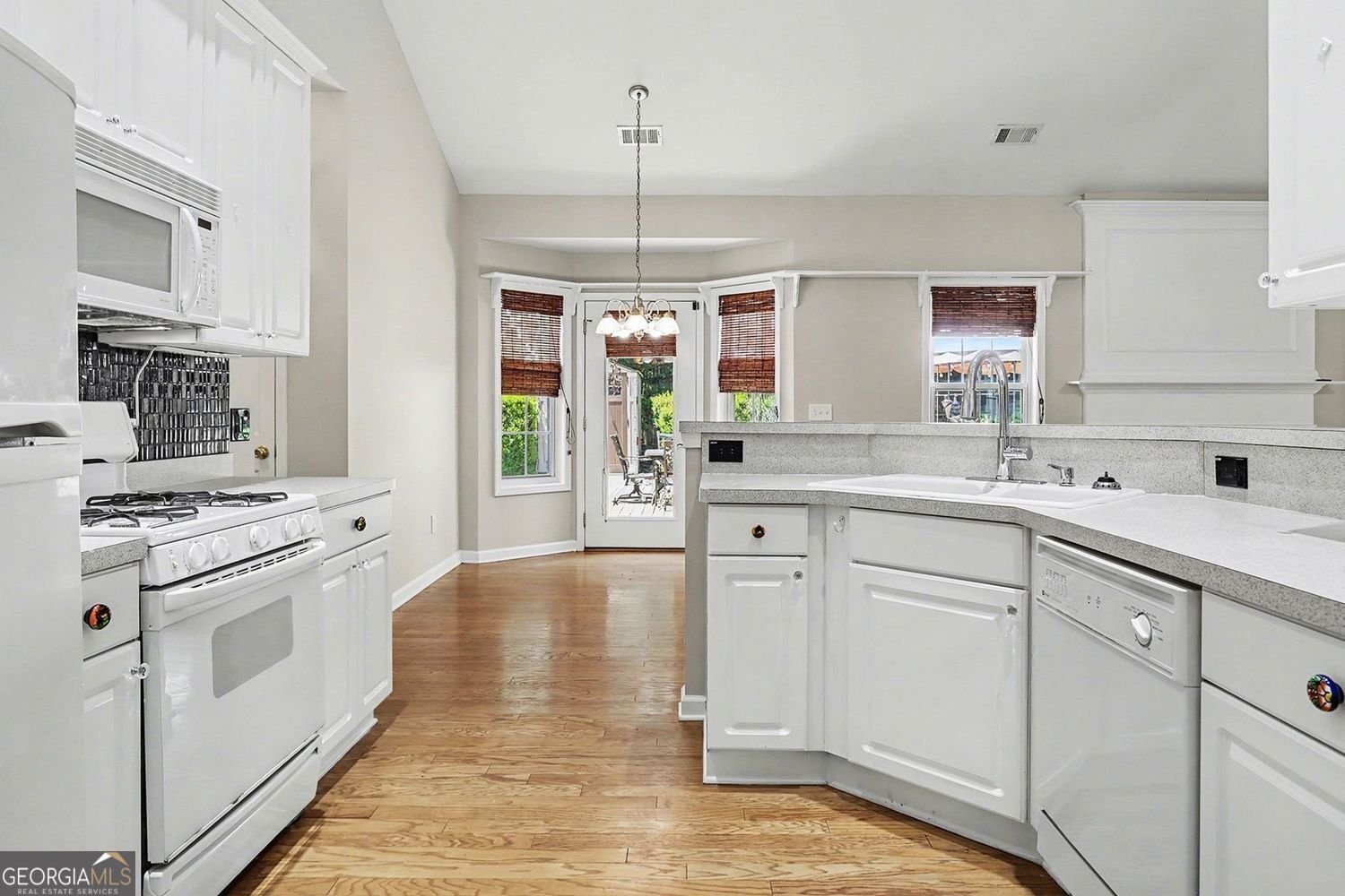 114 Clifford Court Canton - Photo 12