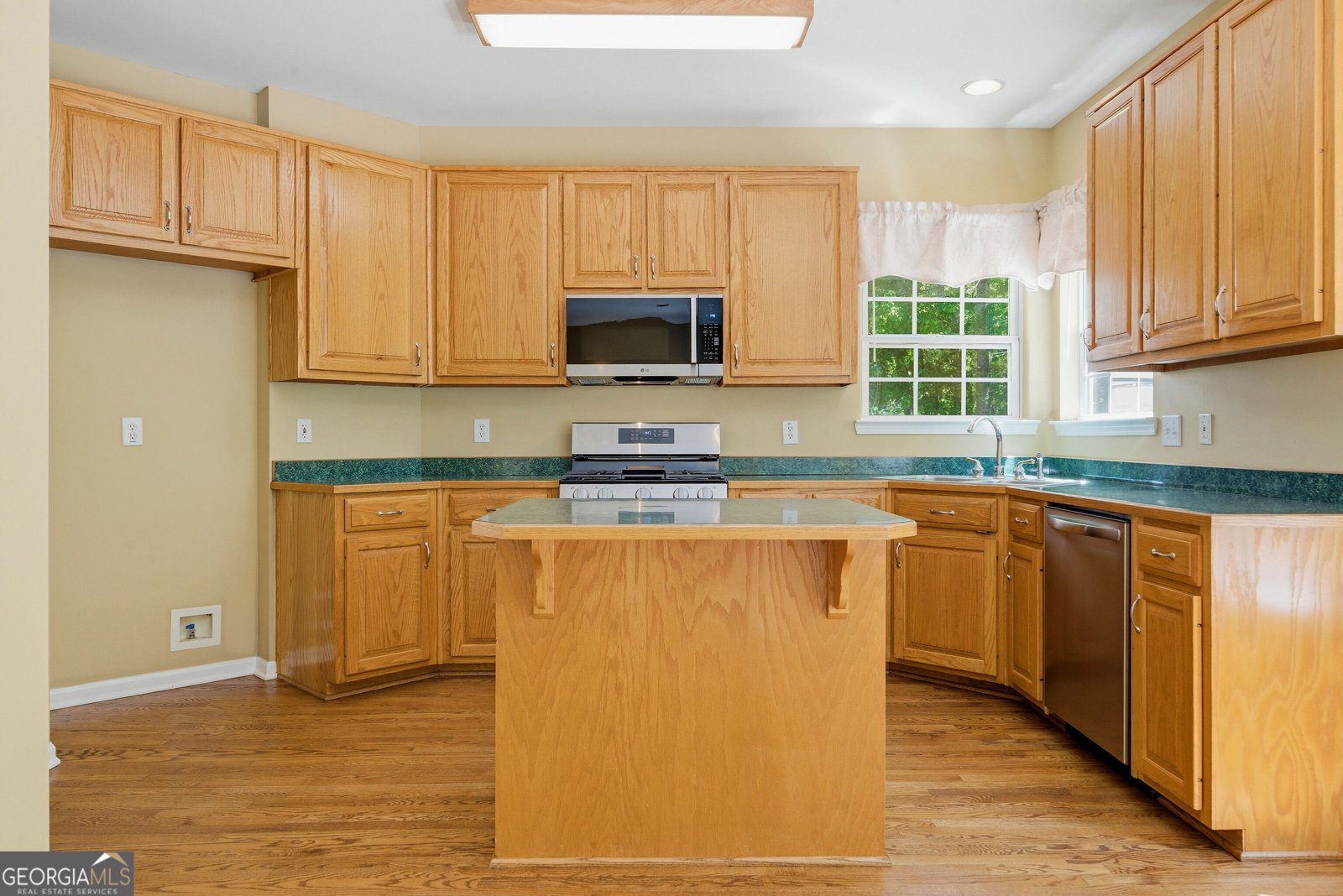 190 Valley Bluff Drive Fayetteville - Photo 7