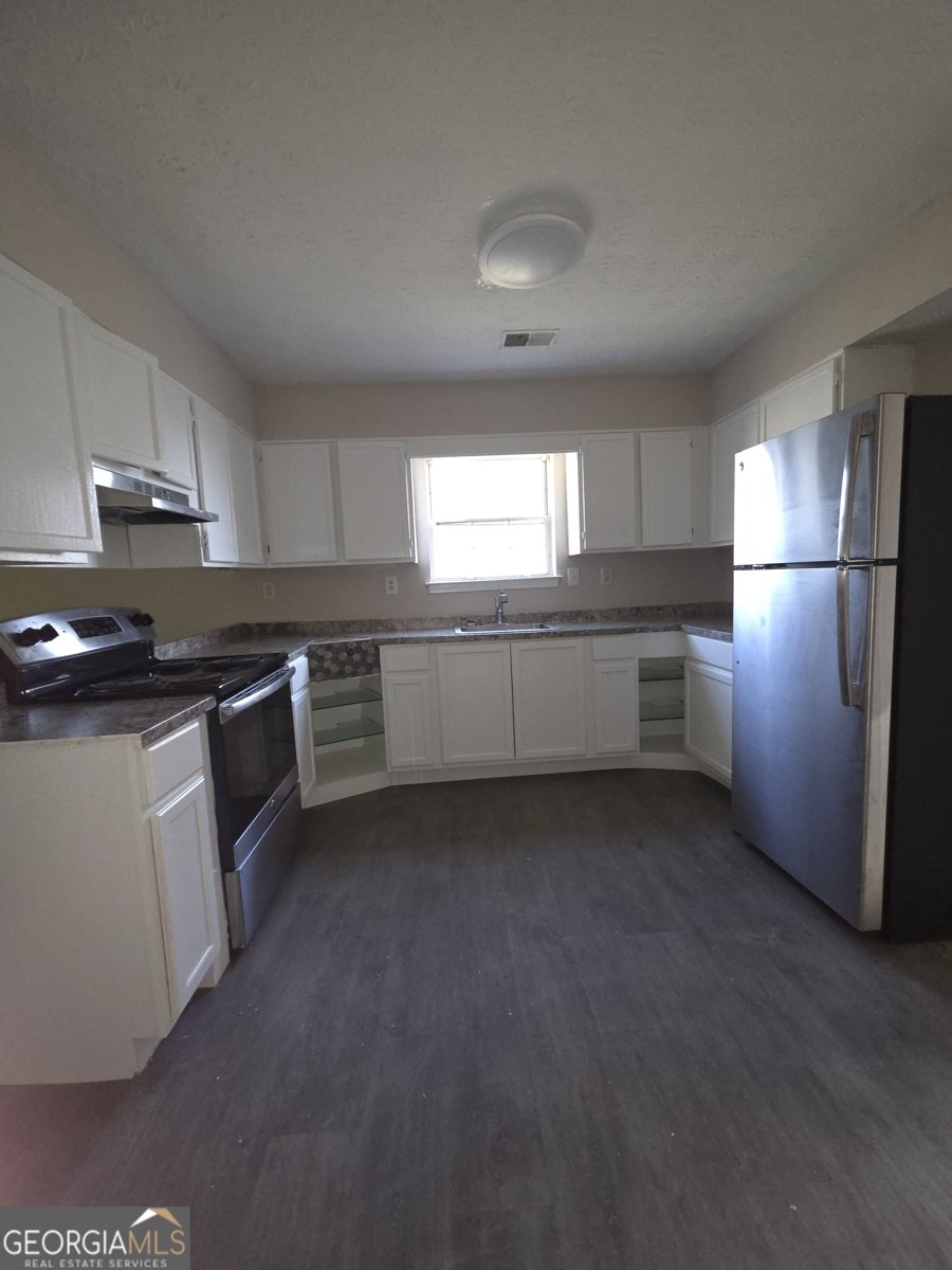 1735 Fox Chase Court Conyers - Photo 13