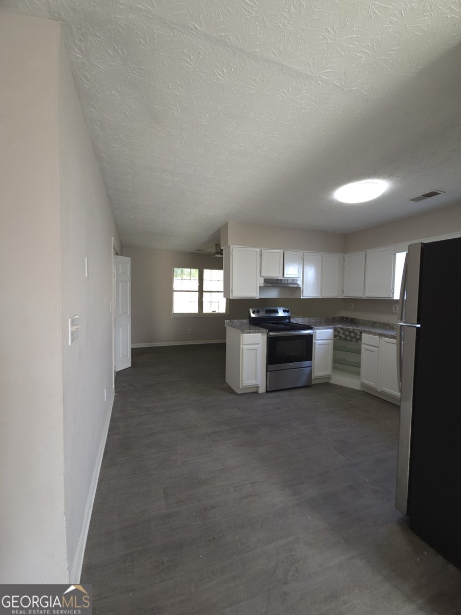 1735 Fox Chase Court Conyers - Photo 14