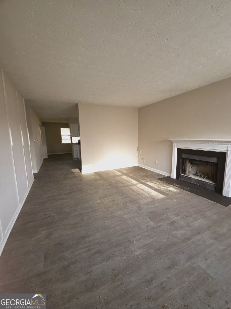 1735 Fox Chase Court Conyers - Photo 7