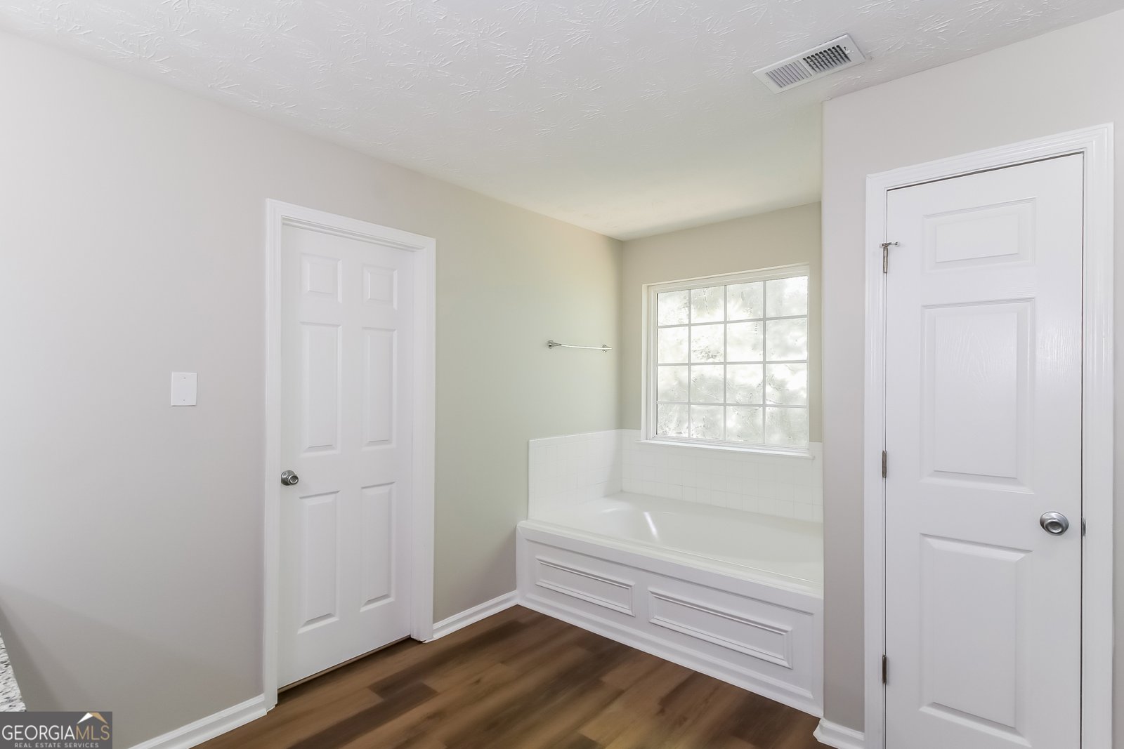 7634 Pine Gables Drive Riverdale - Photo 14