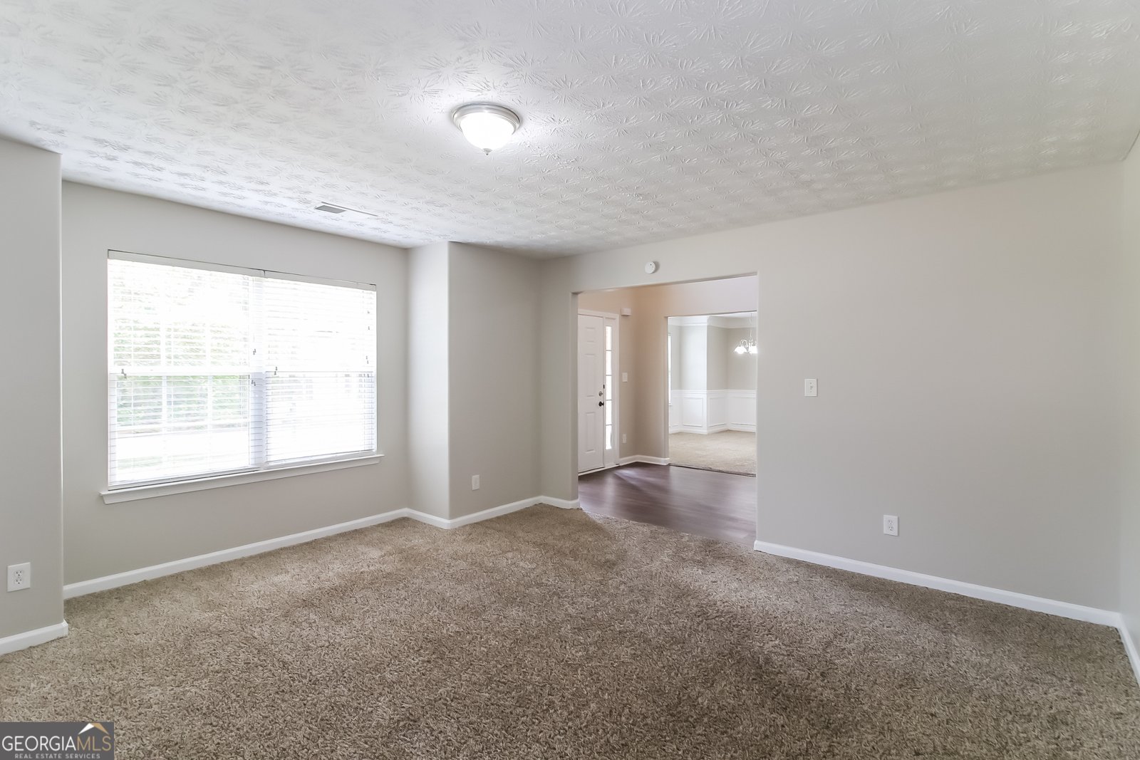 7634 Pine Gables Drive Riverdale - Photo 6