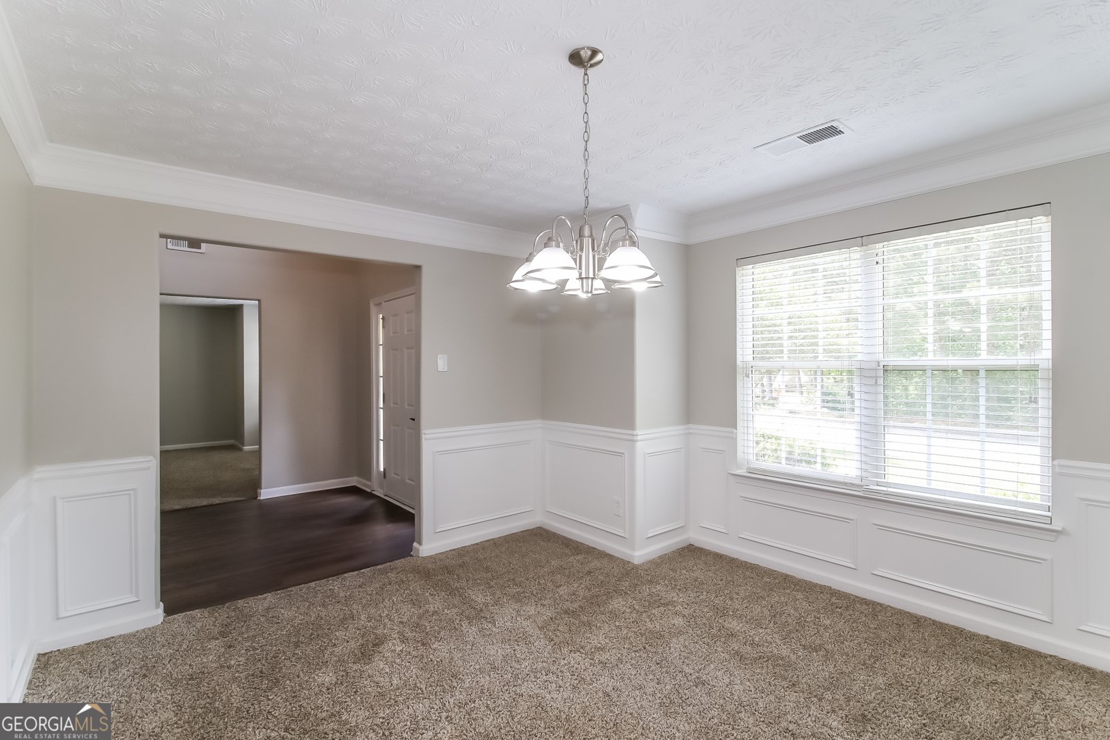 7634 Pine Gables Drive Riverdale - Photo 8