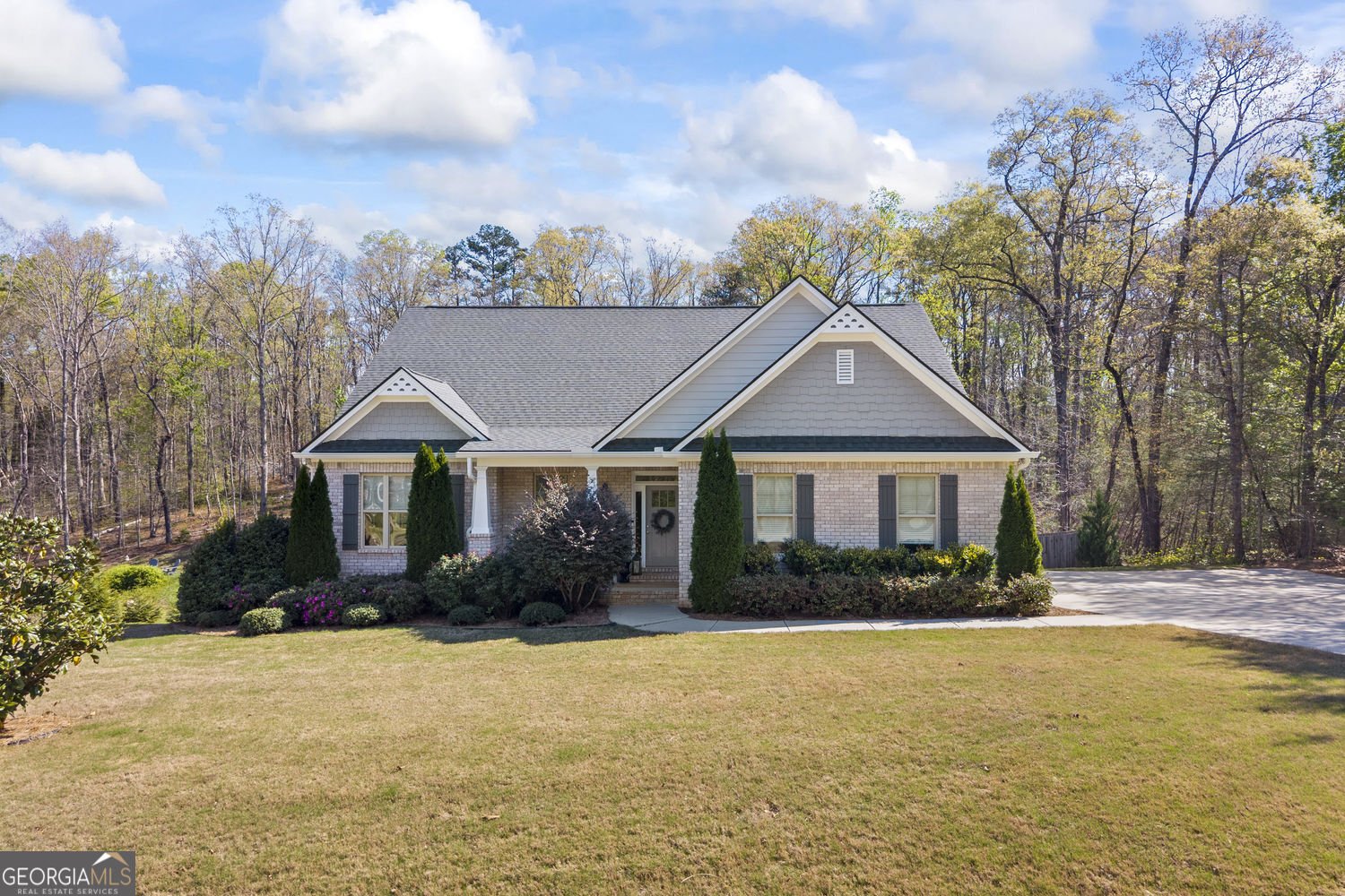 153 Abbington Way Clarkesville - Photo 1