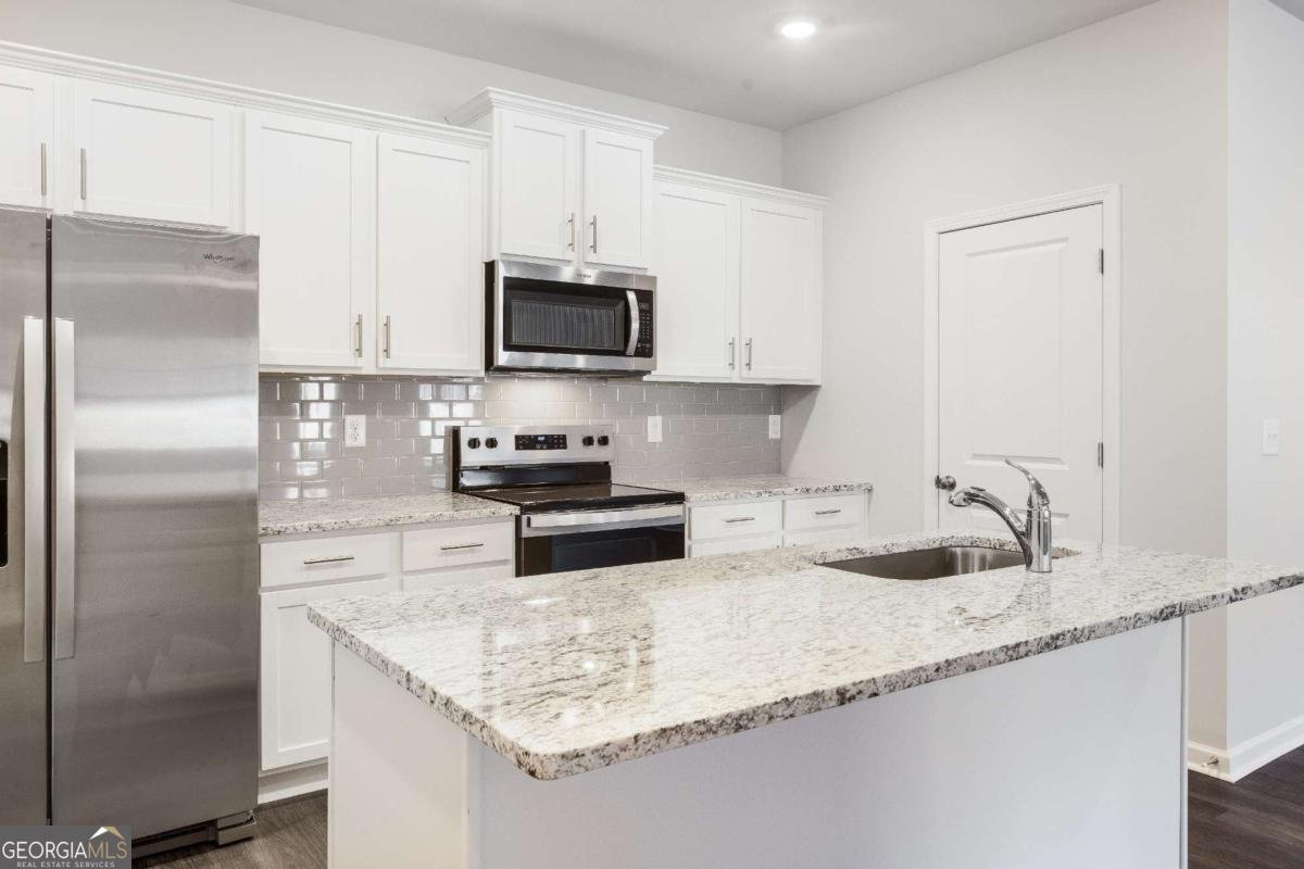 405 Whitehorse Way Conyers - Photo 11