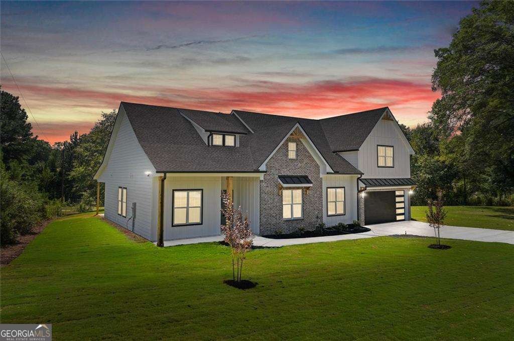 1960 Lost Mountain Road Powder Springs - Photo 1