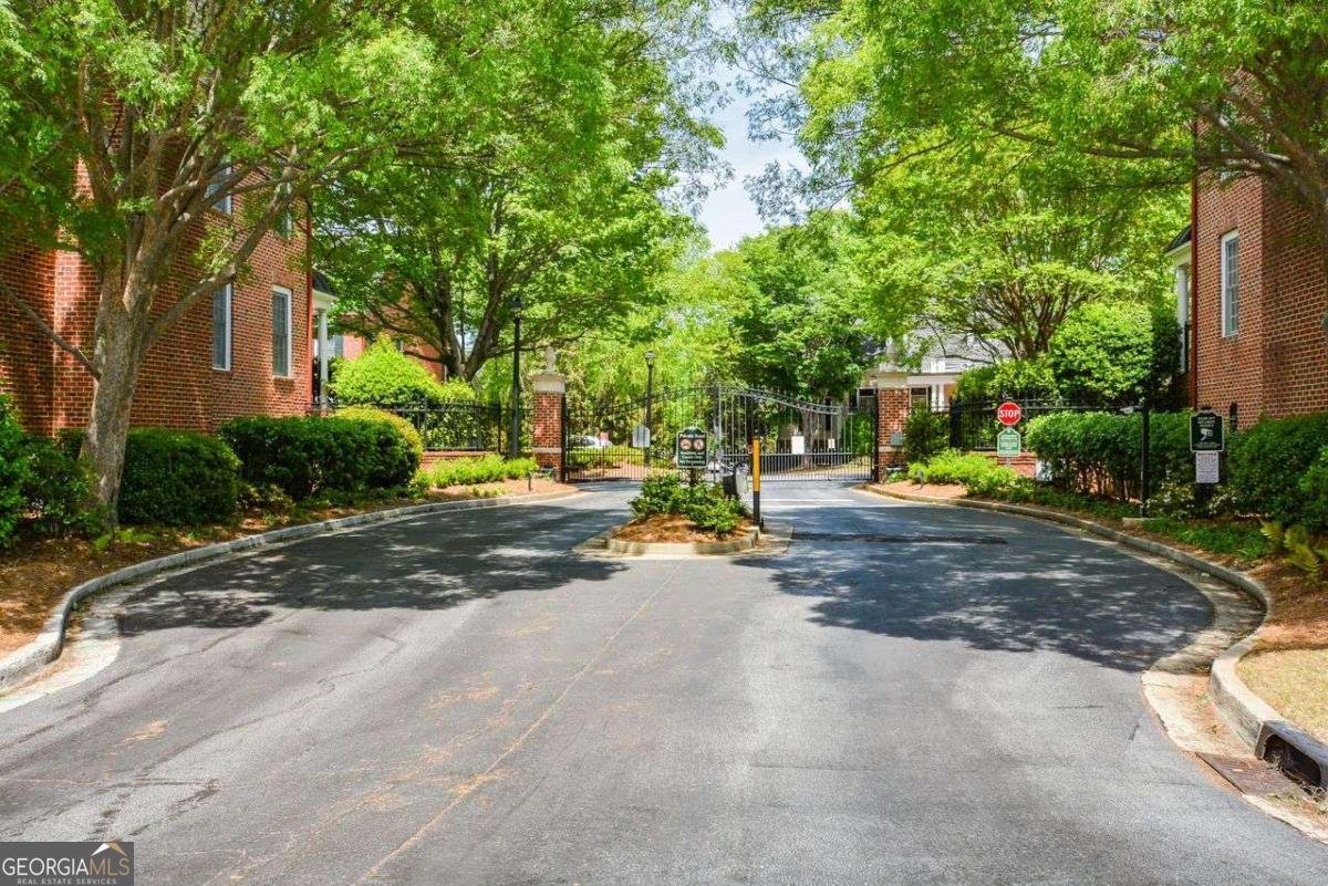 4635 Ivygate Circle Atlanta - Photo 77