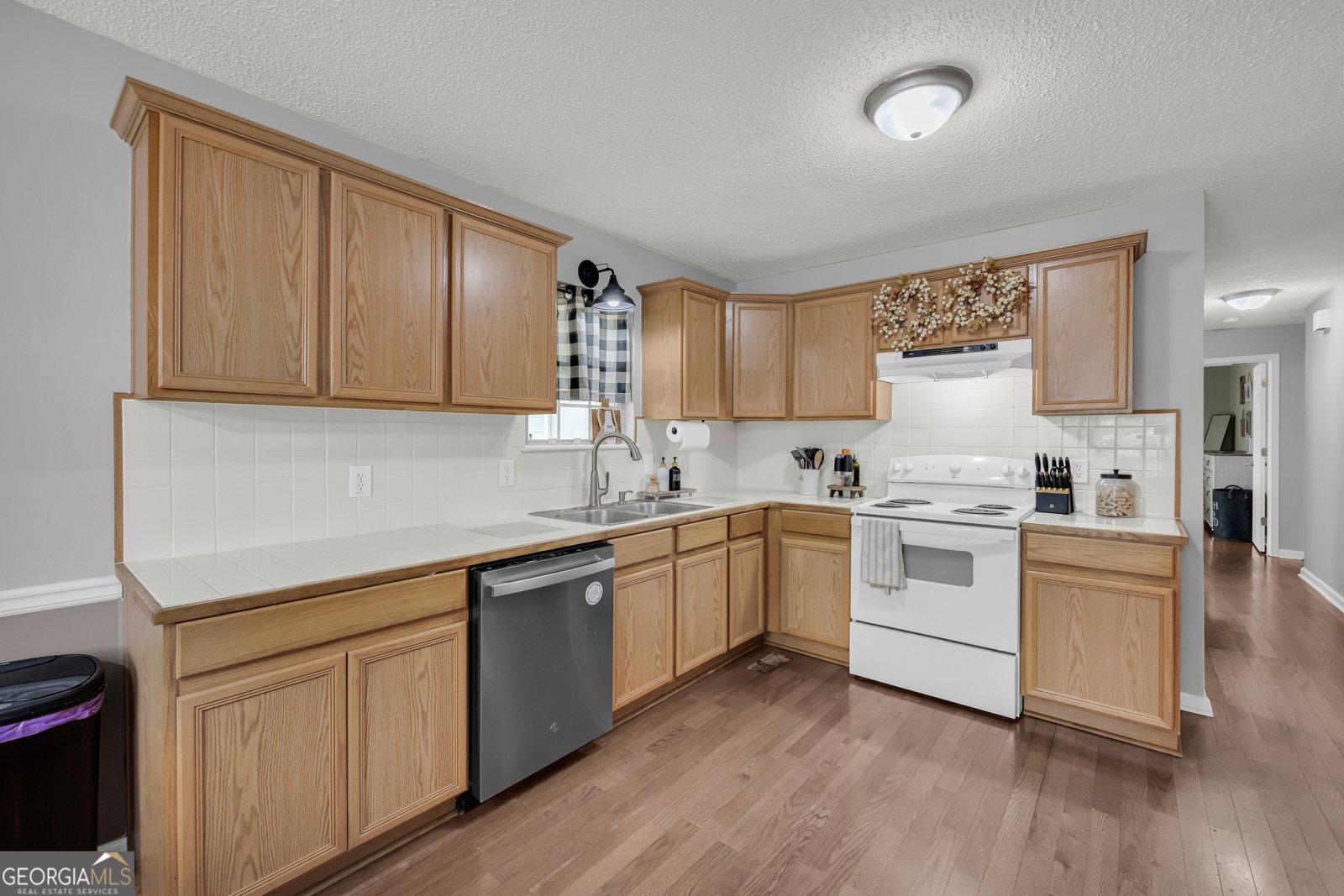 391 Cemetery Street Shady Dale - Photo 12