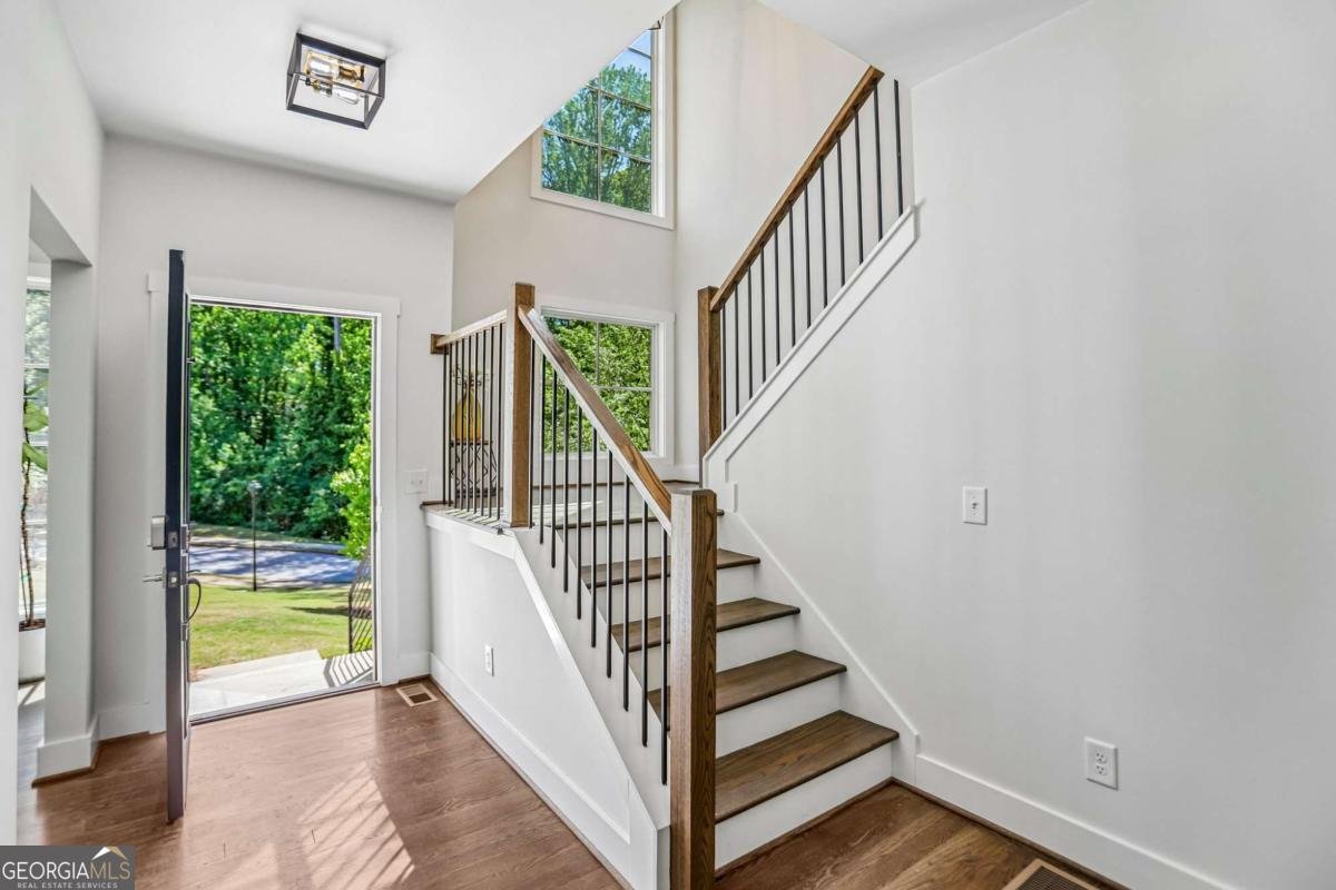 2027 River Birch Lane Atlanta - Photo 15