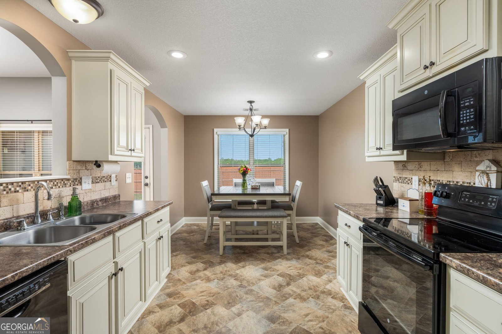 304 Worchester Circle Perry - Photo 11