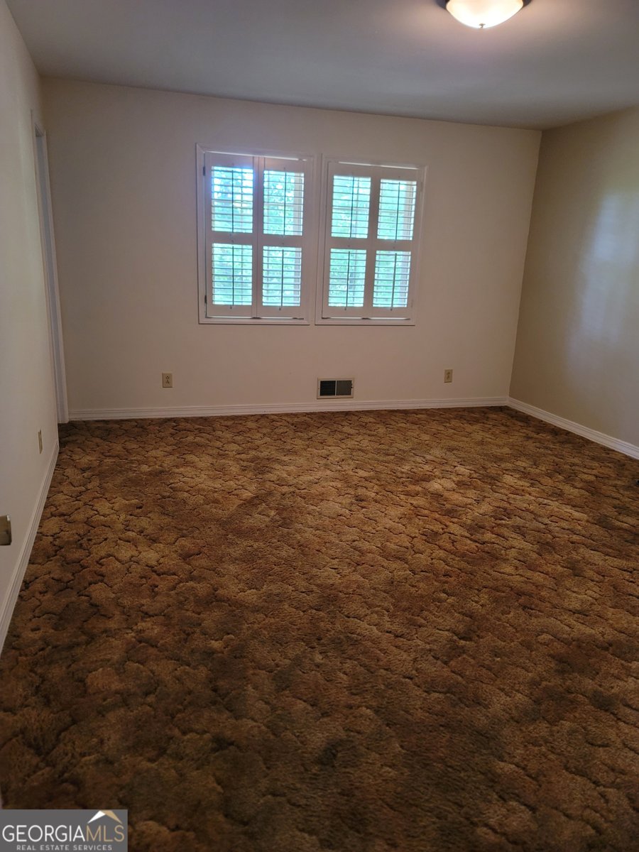 2212 Colonial Circle Gainesville - Photo 27