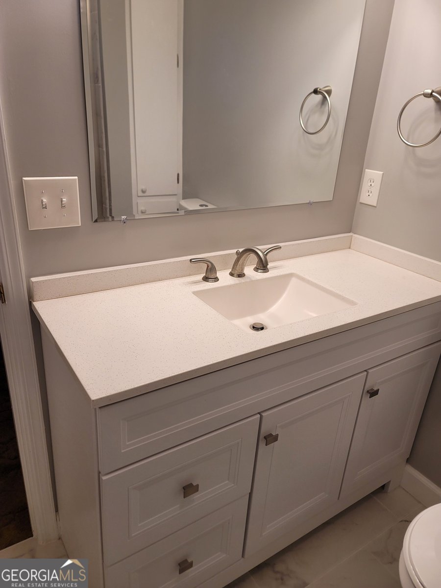 2212 Colonial Circle Gainesville - Photo 32