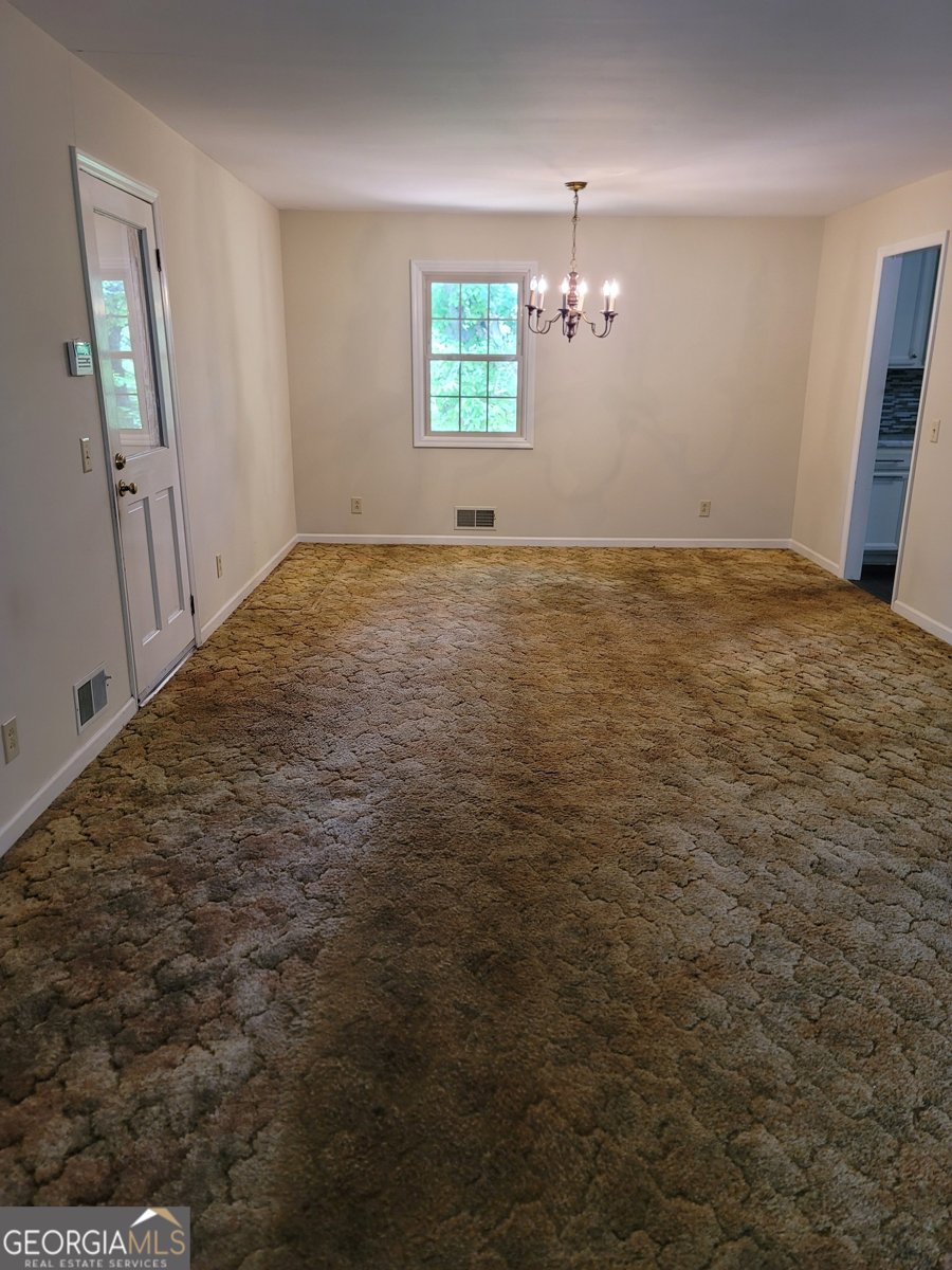 2212 Colonial Circle Gainesville - Photo 6