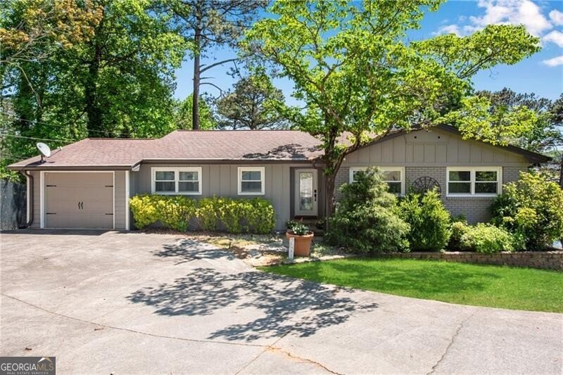 6275 Woodlake Drive Buford - Photo 1