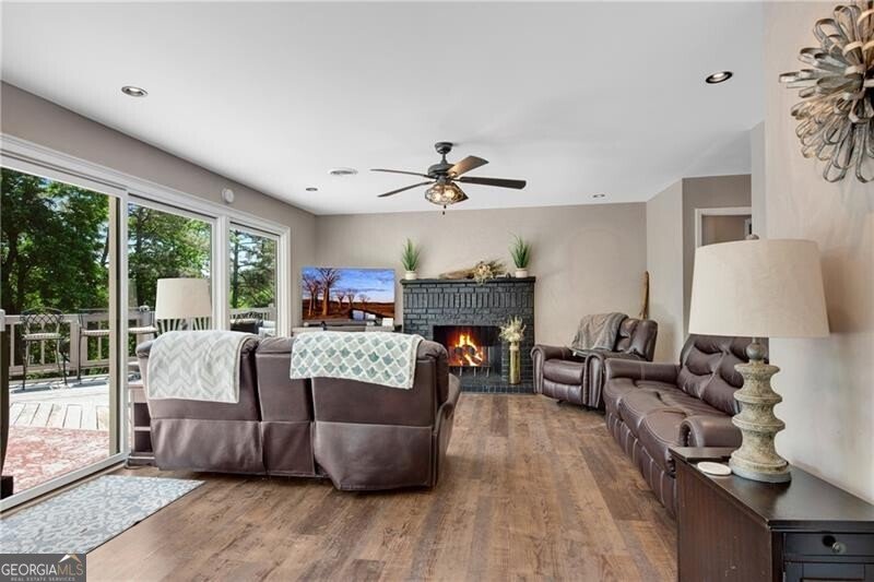 6275 Woodlake Drive Buford - Photo 14