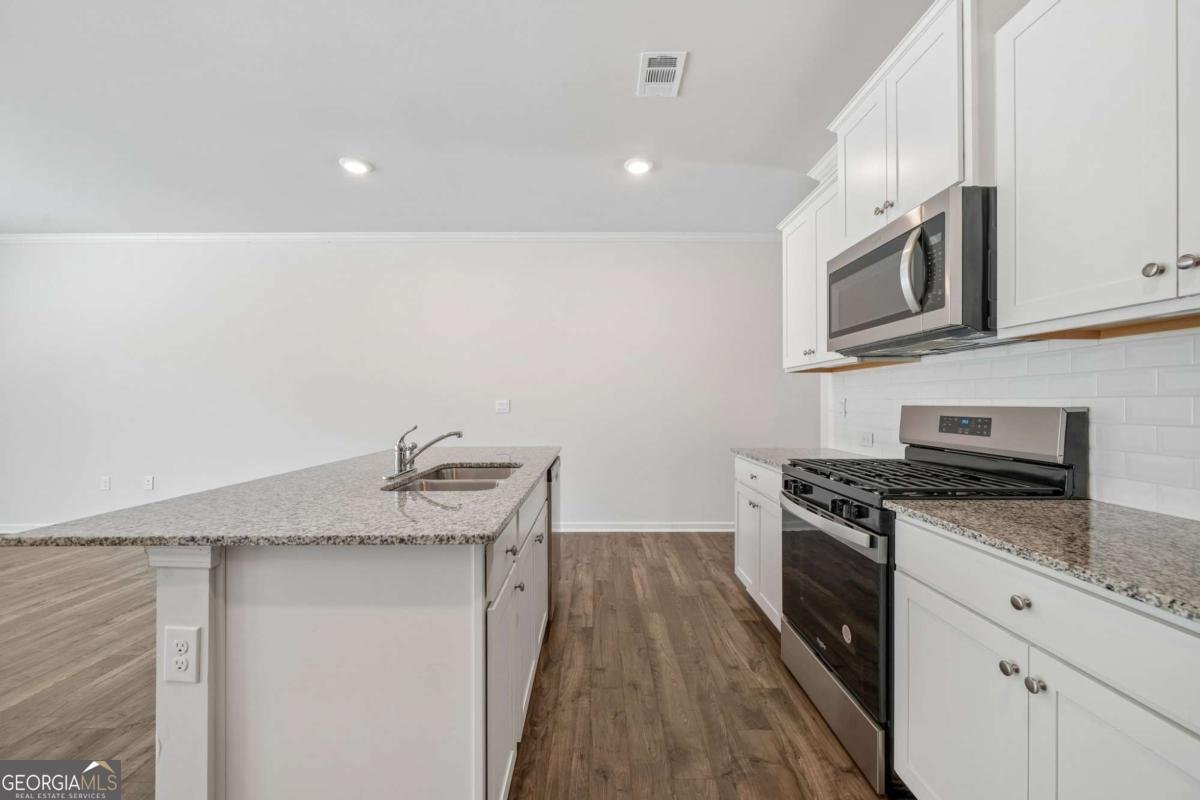 2715 Poppy Court Buford - Photo 10