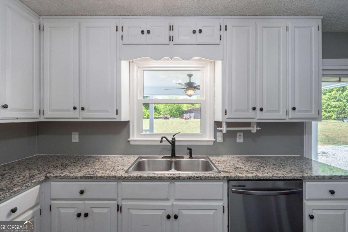 1221 Barber Creek Road Statham - Photo 17