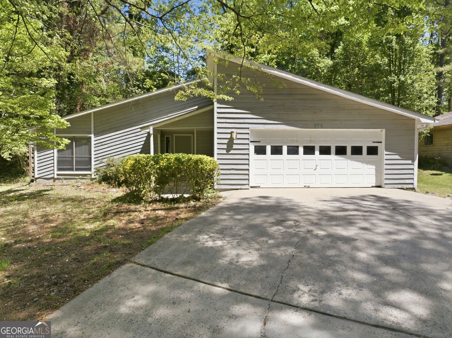 375 Creekside Court Roswell - Photo 1