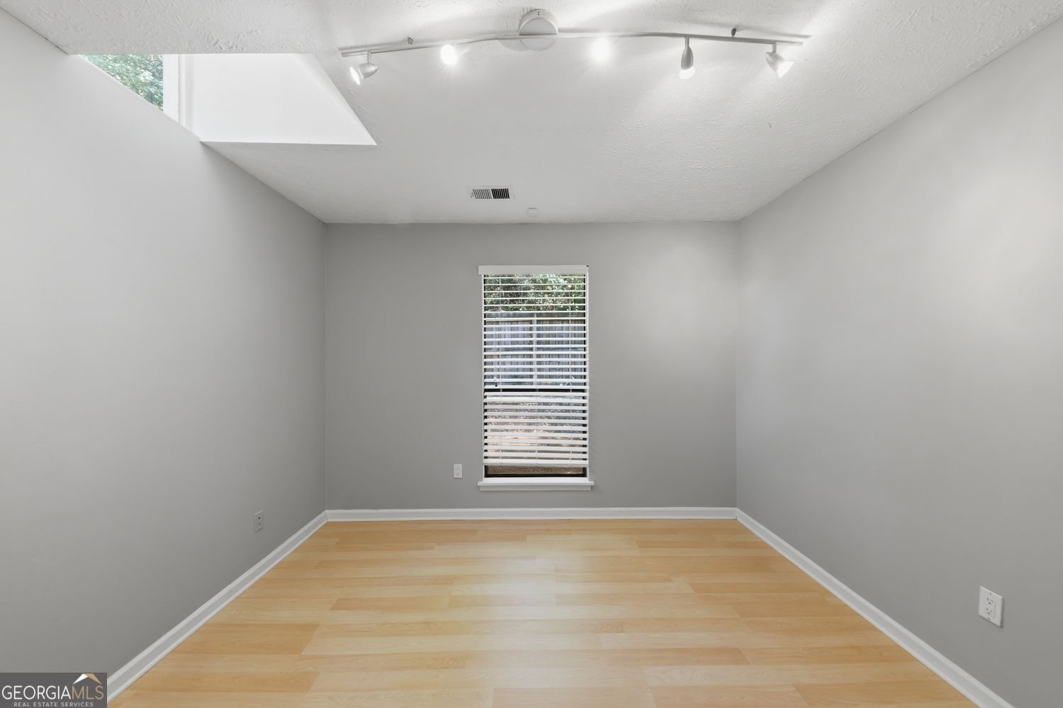 375 Creekside Court Roswell - Photo 28