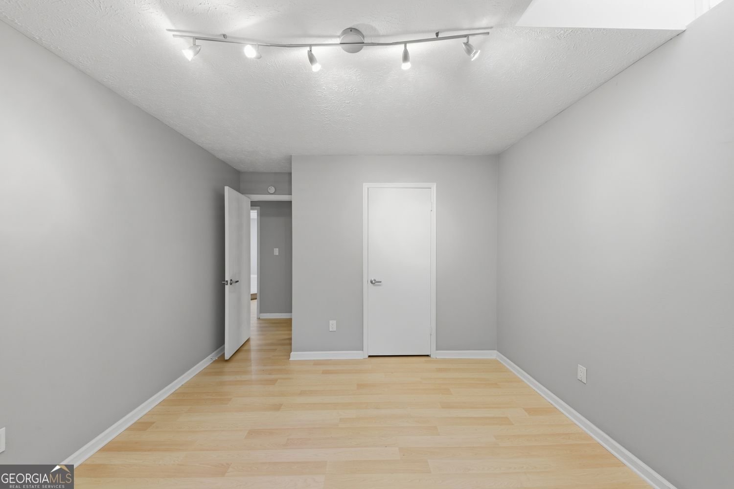 375 Creekside Court Roswell - Photo 29