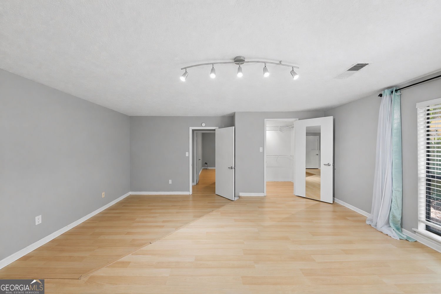 375 Creekside Court Roswell - Photo 34