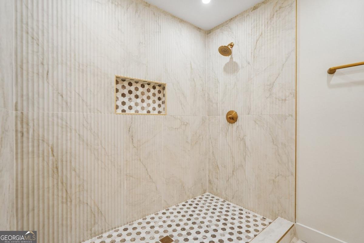 2452 King Arthur Circle Atlanta - Photo 16