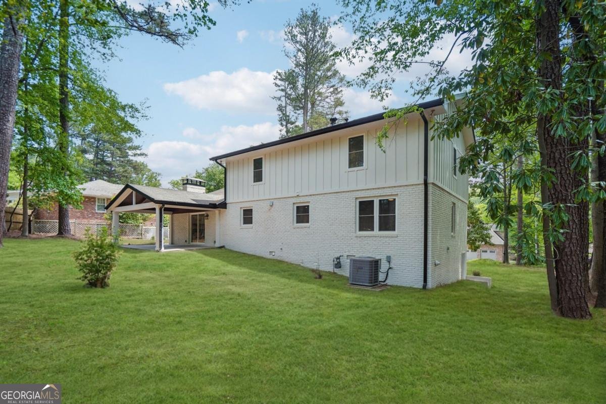 2452 King Arthur Circle Atlanta - Photo 24