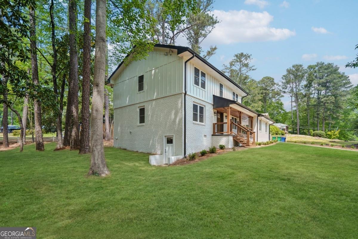 2452 King Arthur Circle Atlanta - Photo 25