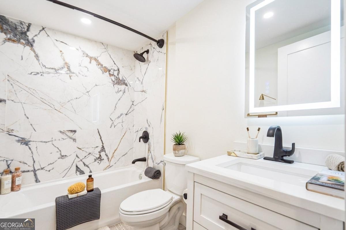 2452 King Arthur Circle Atlanta - Photo 7