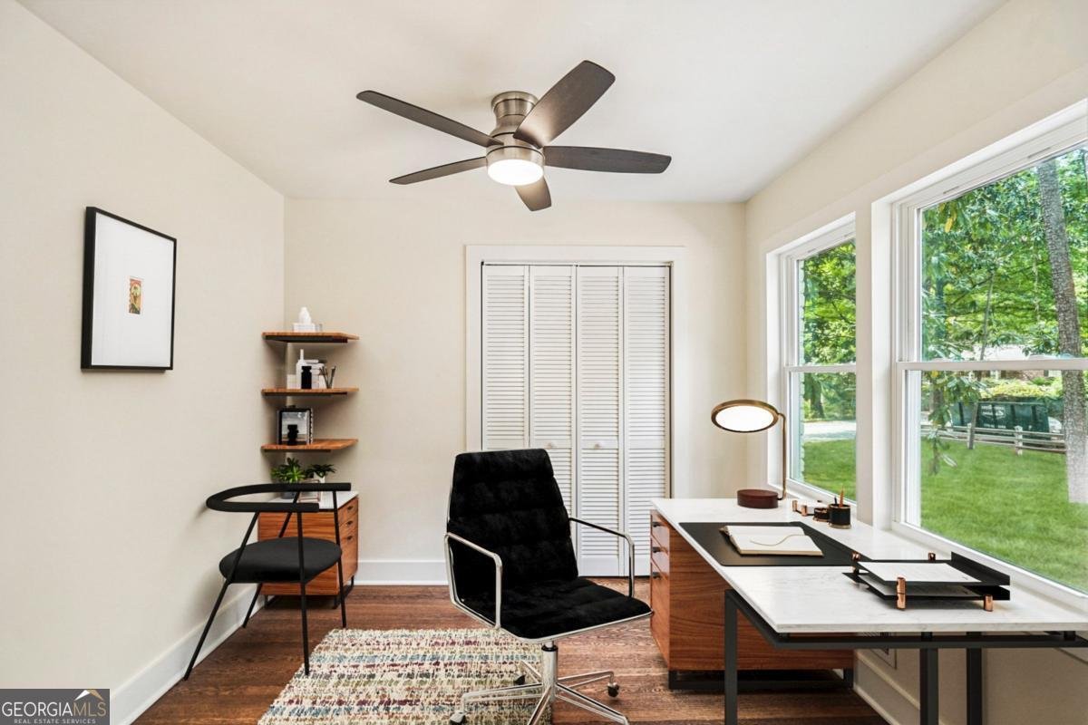 2452 King Arthur Circle Atlanta - Photo 8