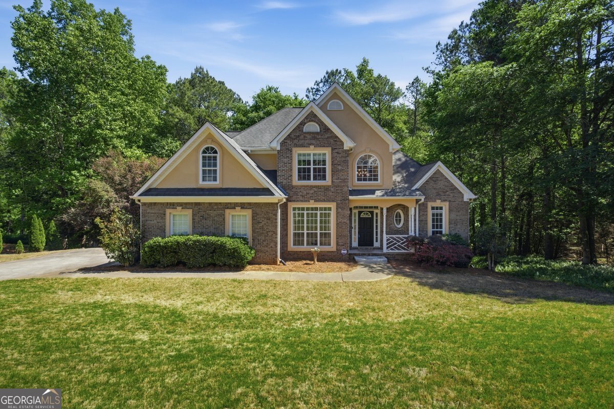 212 Brookstone Drive McDonough - Photo 1