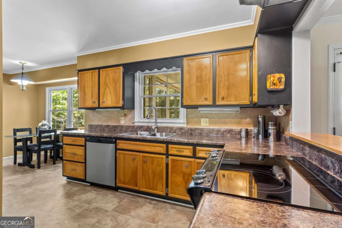 8415 Ridge Road Fairburn - Photo 9