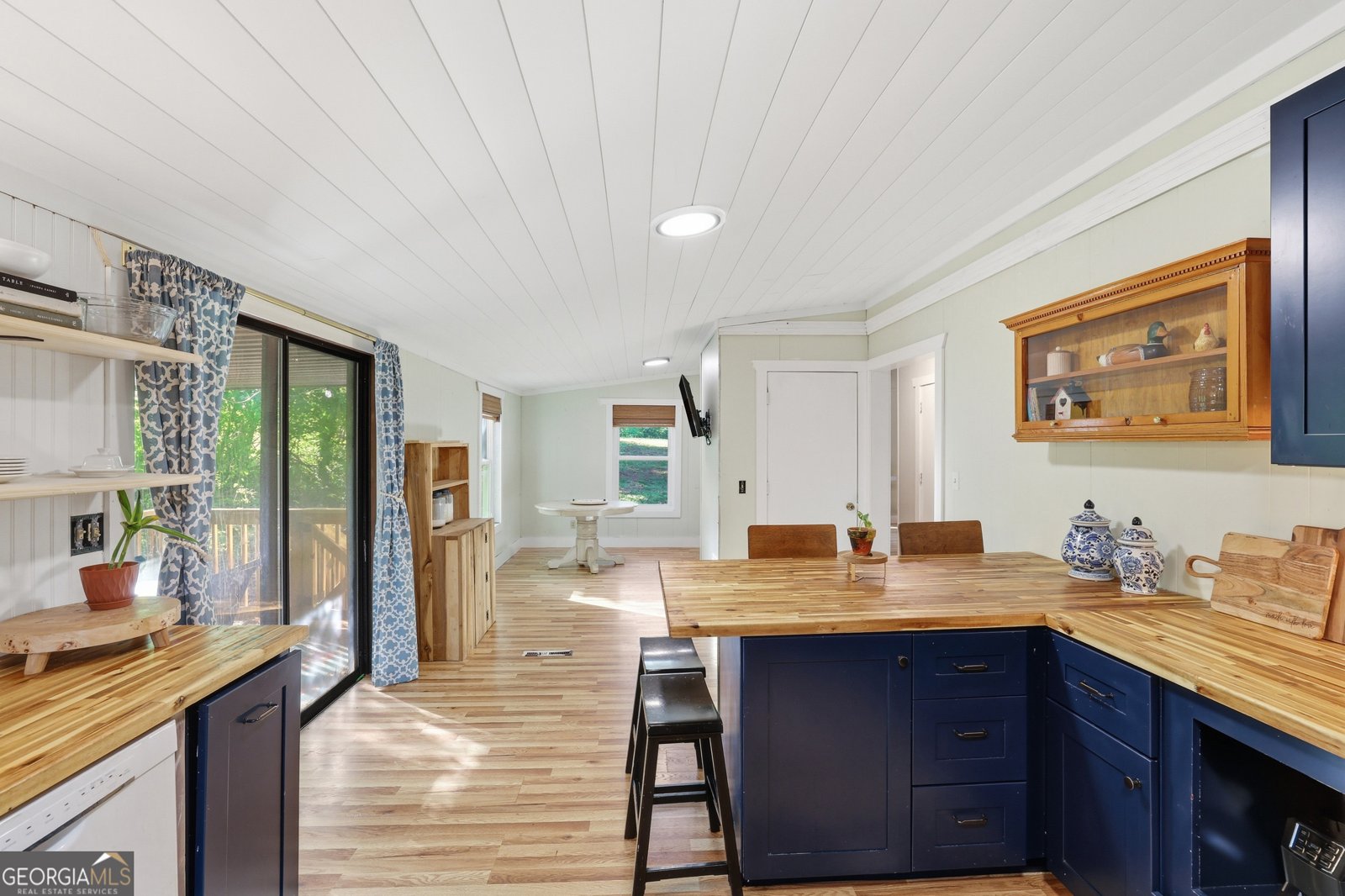 315 Acre Estate Toccoa - Photo 14