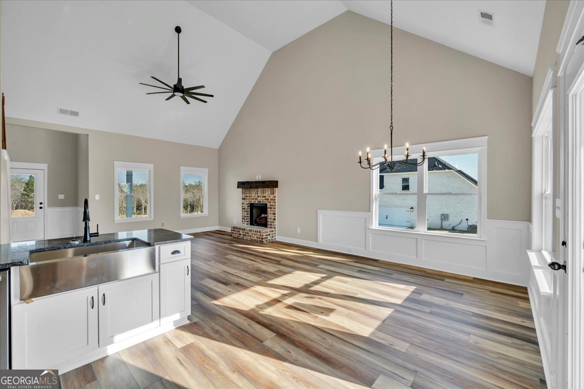 442 Burlington Drive Macon - Photo 11