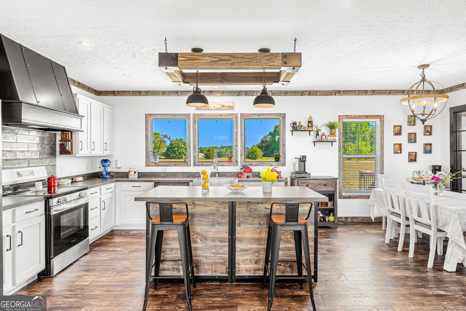 688 Clements Road Comer - Photo 10