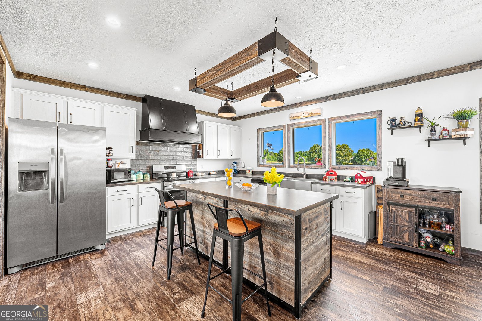 688 Clements Road Comer - Photo 12