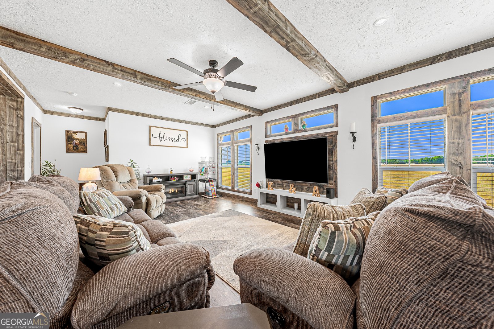 688 Clements Road Comer - Photo 15