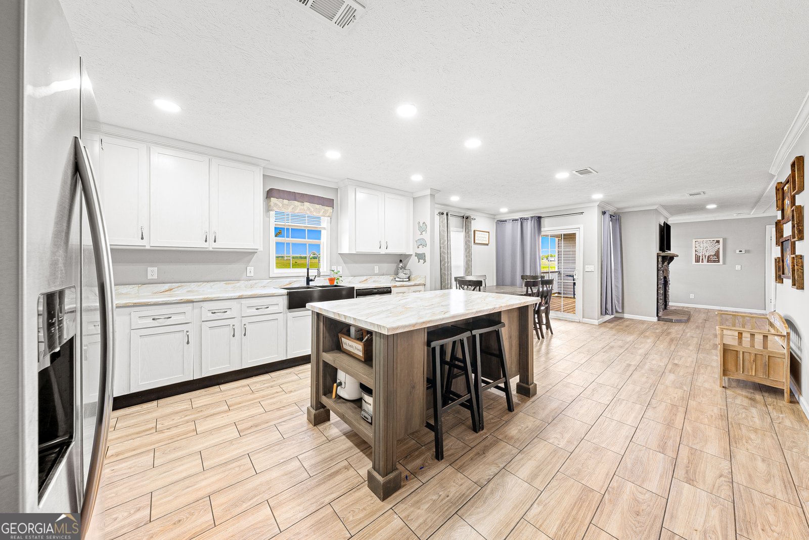 655 Lowe Road Comer - Photo 10