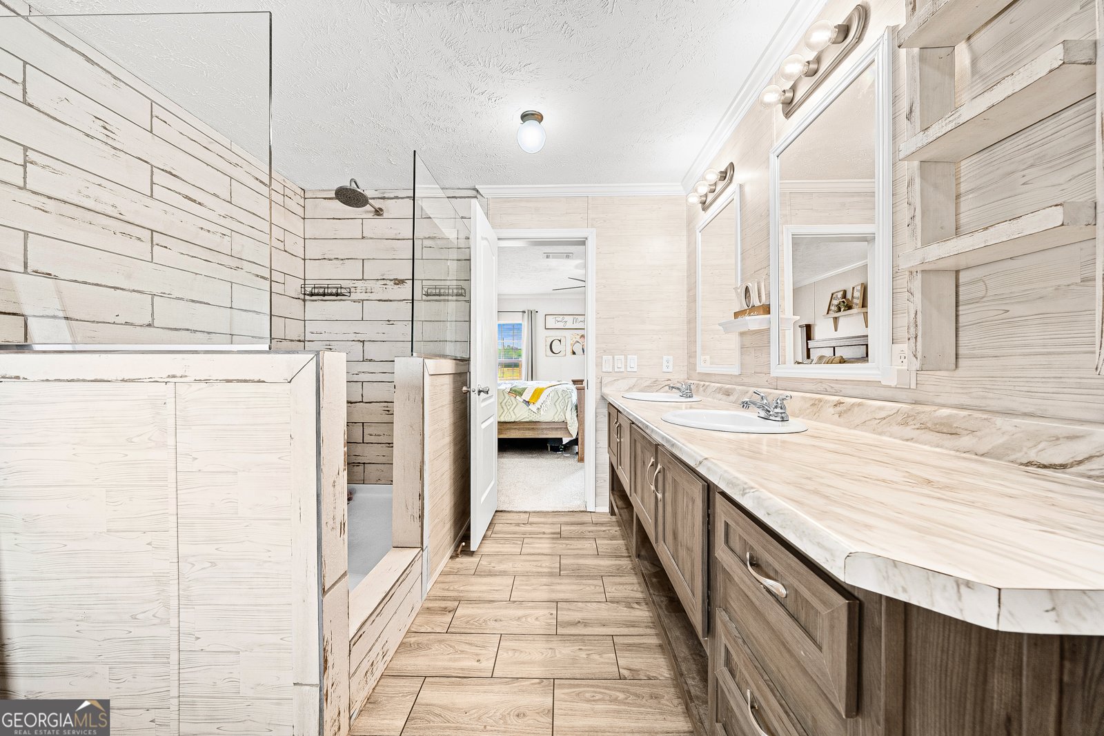 655 Lowe Road Comer - Photo 18