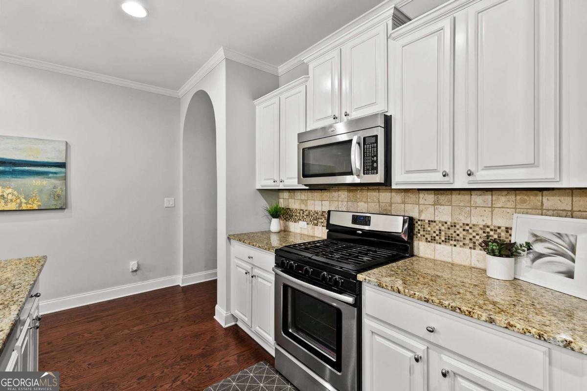 7306 Lowery Oak Drive Roswell - Photo 8