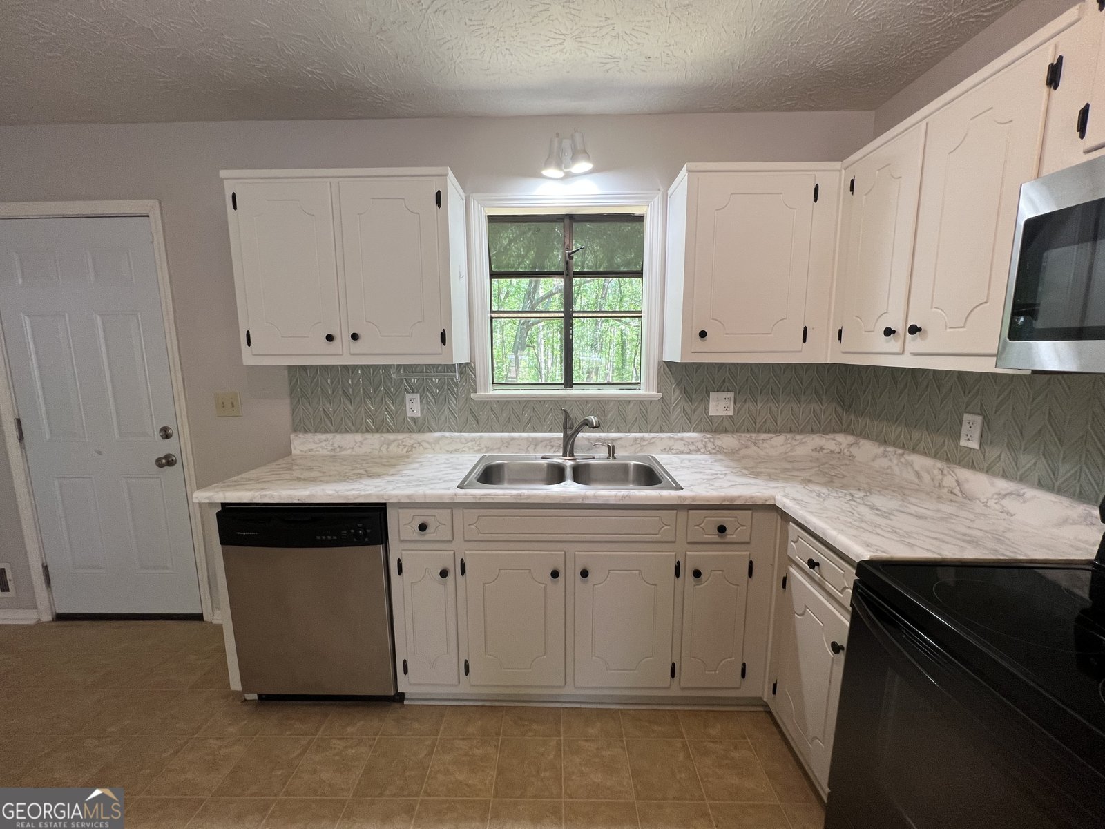 2256 Christian Circle Conyers - Photo 8