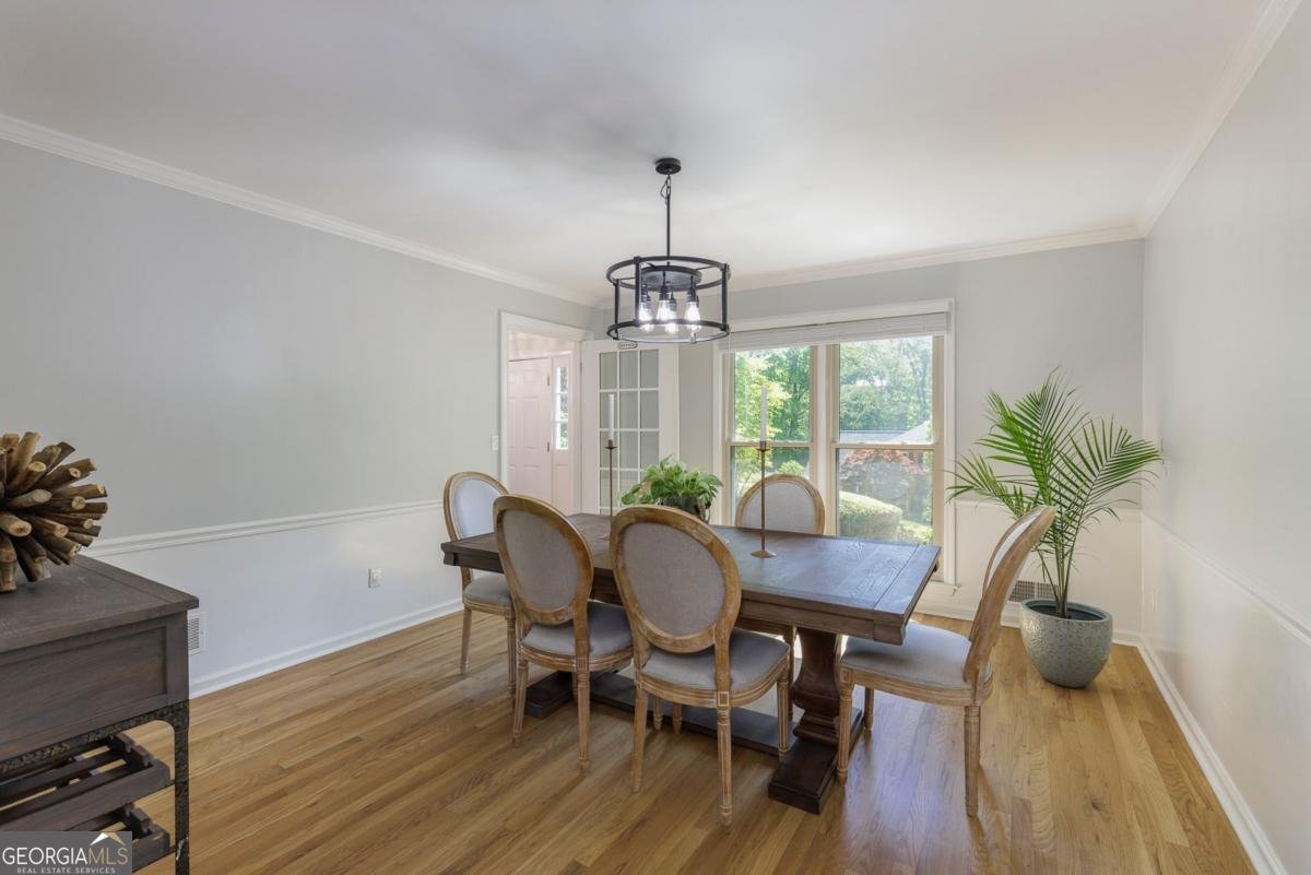 496 Guilford Circle Marietta - Photo 12