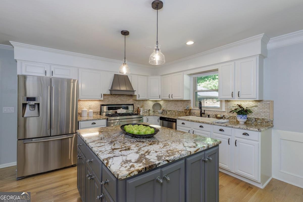 496 Guilford Circle Marietta - Photo 14