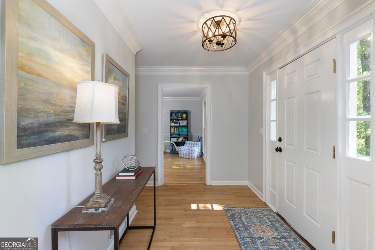 496 Guilford Circle Marietta - Photo 6