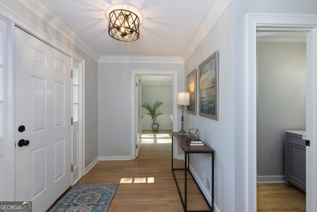 496 Guilford Circle Marietta - Photo 9