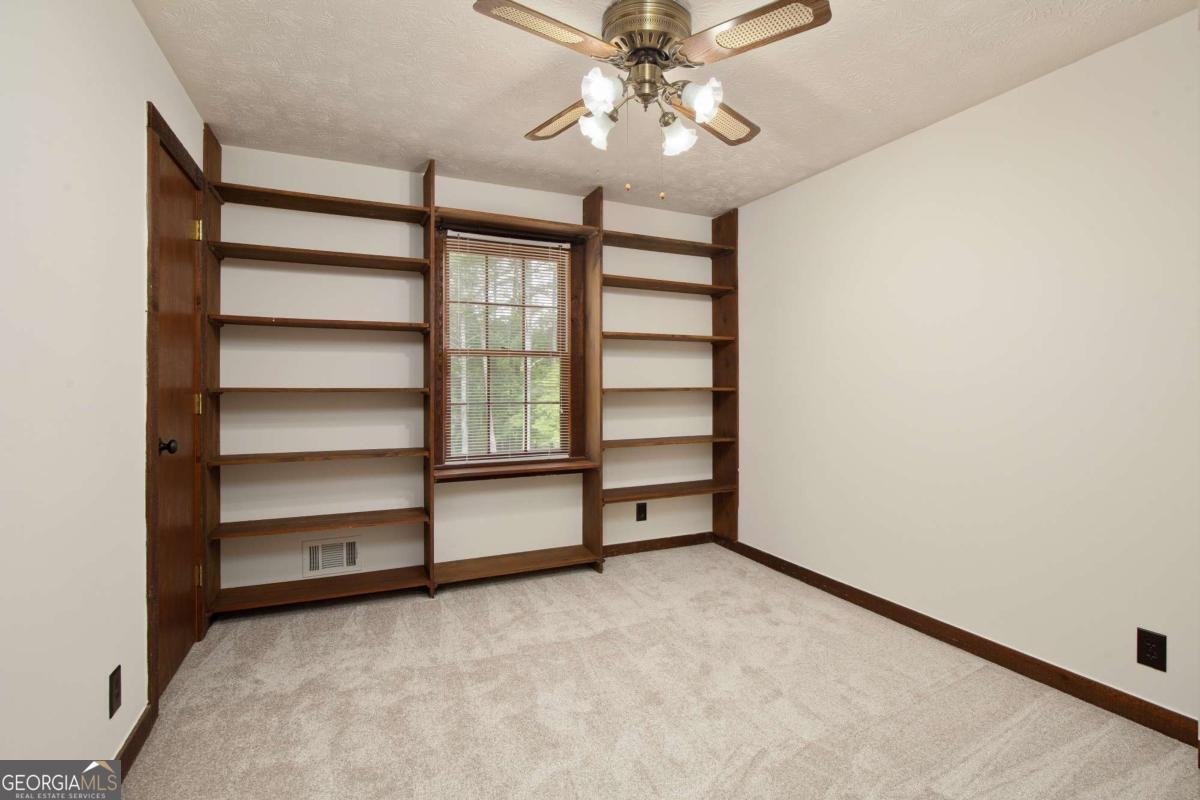 1111 Holly Hills Drive Lilburn - Photo 15