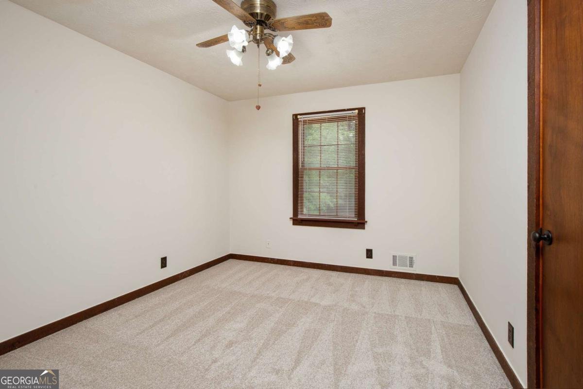 1111 Holly Hills Drive Lilburn - Photo 17