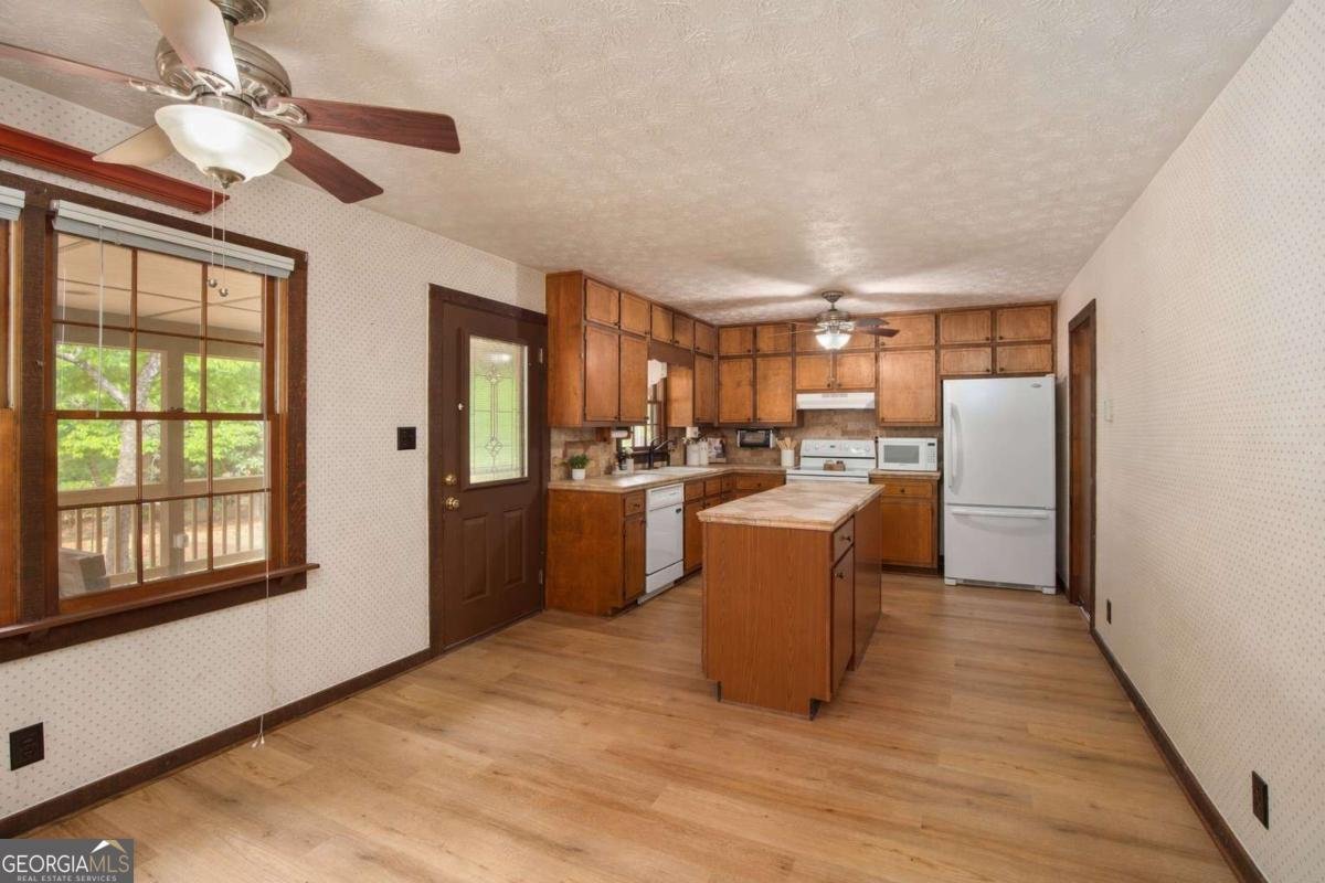 1111 Holly Hills Drive Lilburn - Photo 7