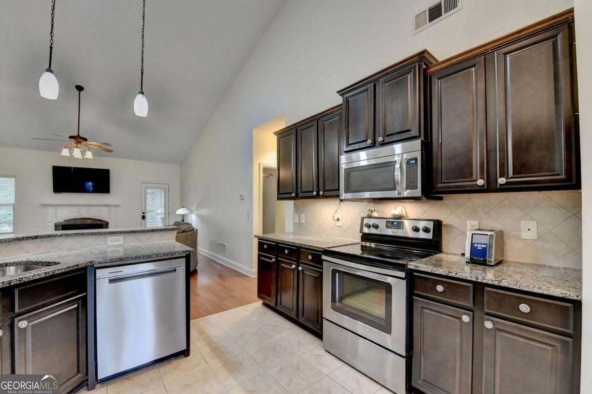 2130 LINE Drive Lawrenceville - Photo 13